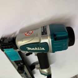 Пневматический степлер...