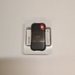 Портативный внешний SanDisk...