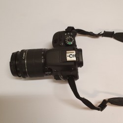 Зеркальная камера Canon EOS...