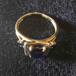 Kuld sõrmus teemandiga 585...