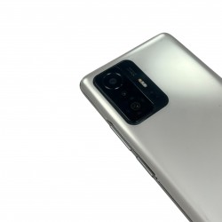 Мобильный телефон Xiaomi...