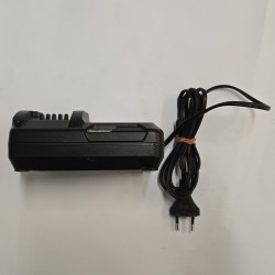 Laadija Makita DC10WD