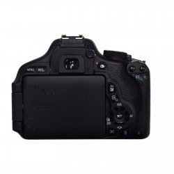 Зеркальная камера Canon EOS...