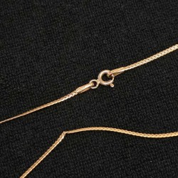 Kuld Kaelakett ripatsiga...