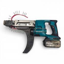 Akulindikruvikeeraja Makita...