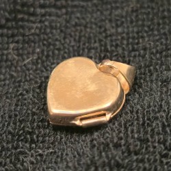 Kuld ripats 375 proov (№L1456)