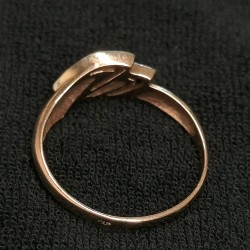 Kuld sõrmus teemandiga 585...