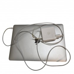 Sülearvuti Apple Macbook...