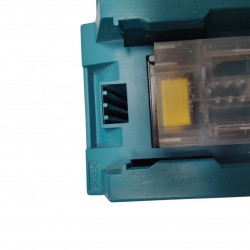 Laadija Makita DC18RA