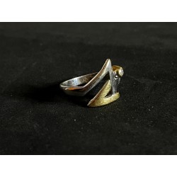 Kuld sõrmus teemantidega...