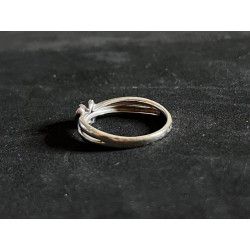 Kuld sõrmus teemantidega...