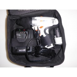 Аккумуляторная дрель Dexter...