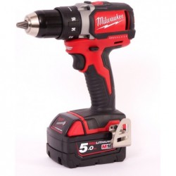 Аккумуляторная дрель...