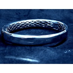 Kuldne Käevõru teemantidega...