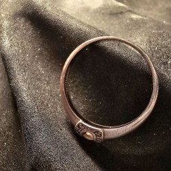 Kuld sõrmus teemandiga 585...