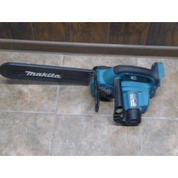 Аккумуляторная пила DUC302...