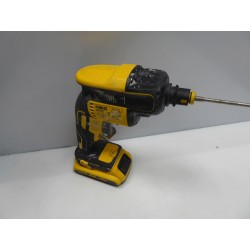 Шуруповерт Dewalt DCF620 +...