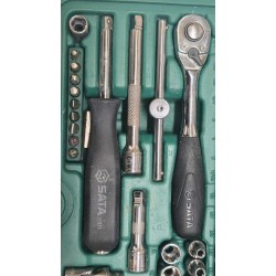 Набор головок и ключей Sata...