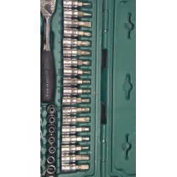 Набор головок и ключей Sata...