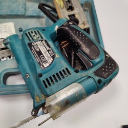 Tikksaag Makita 4329 + Kohver