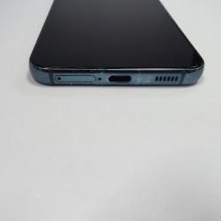 Телефон Samsung Galaxy S22...