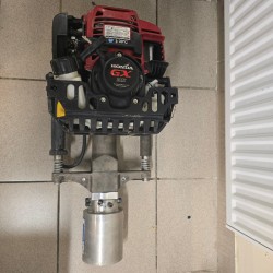 Моторный забивщик столбов...