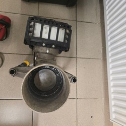 Моторный забивщик столбов...